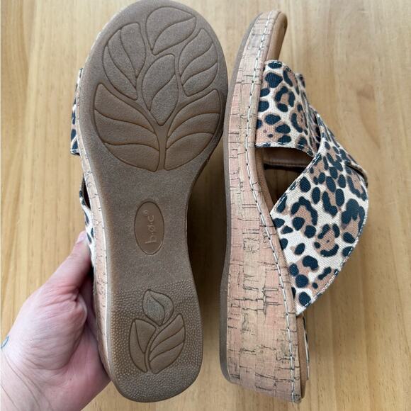 Born BOC Women’s Sz 11 Animal Print Wedge Sandals Brown Leopard Cheetah - Picture 6 of 7